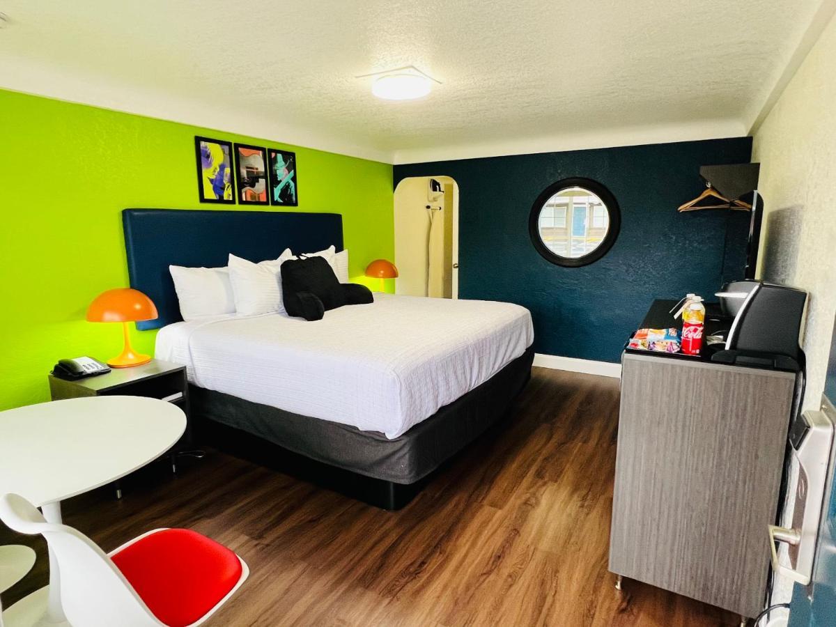 Signature Inn Юджин Экстерьер фото